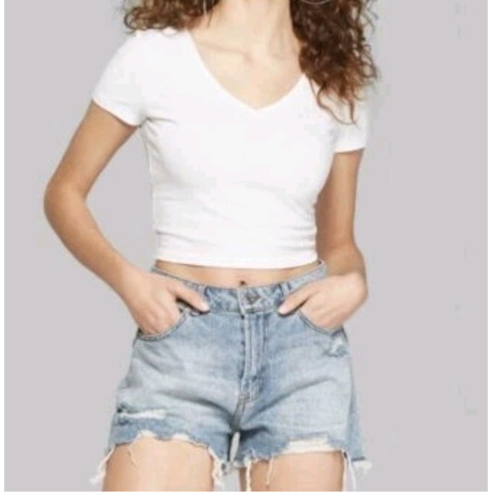 Wild Fable Womens Short Sleeve T-Shirt V-Neck Cropped Top white Size M NEW